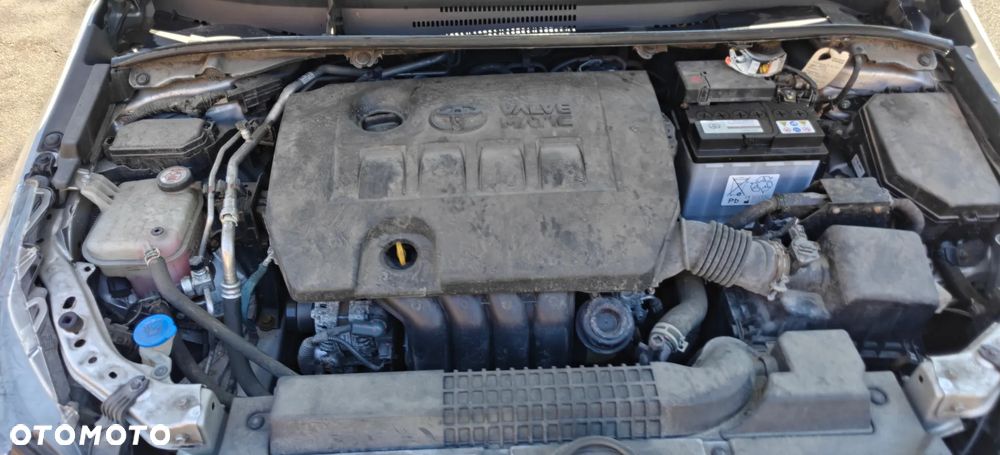 Toyota Corolla 1.6 Active - 16