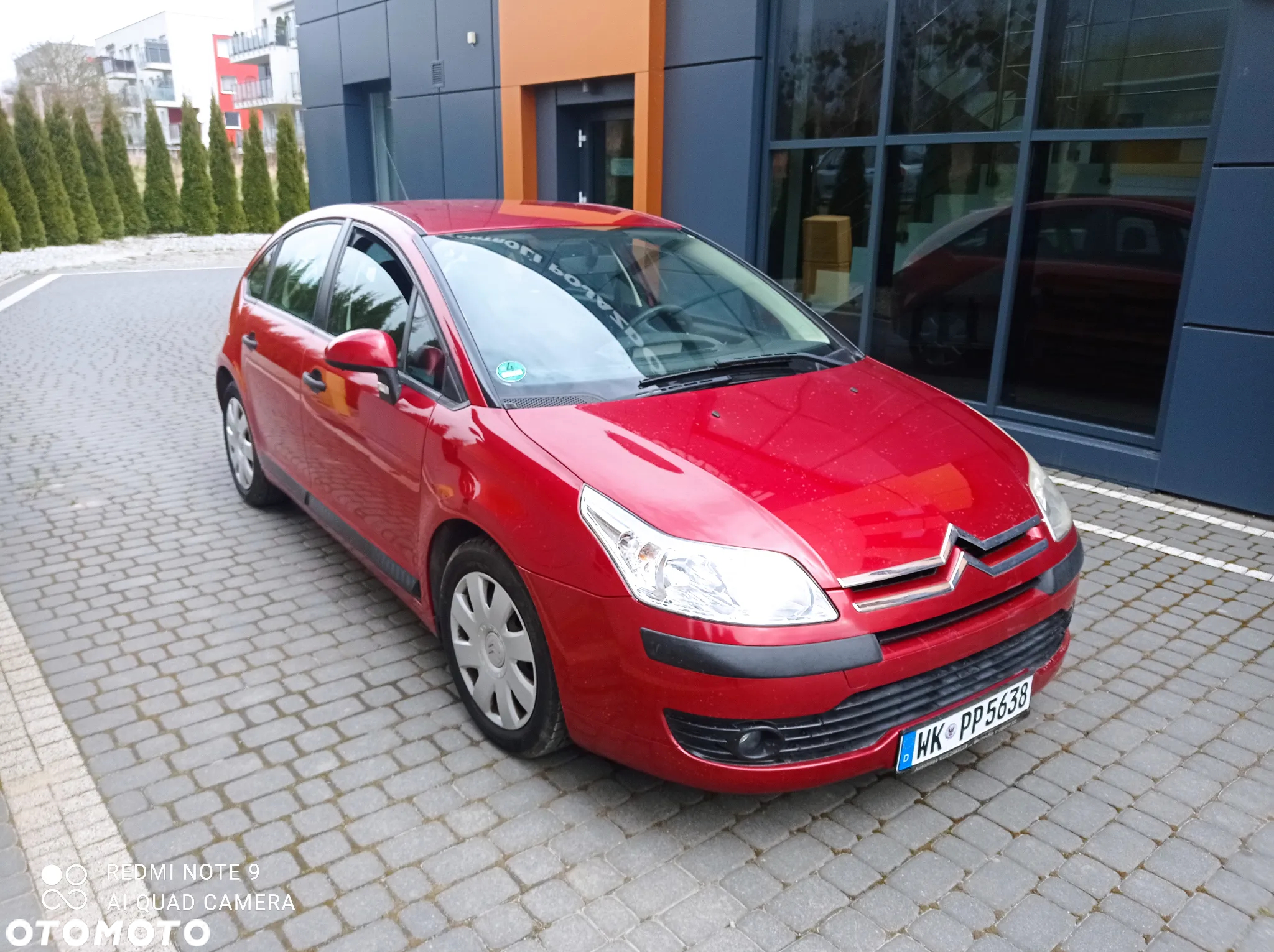 Citroën C4 1.4 16V Style - 2