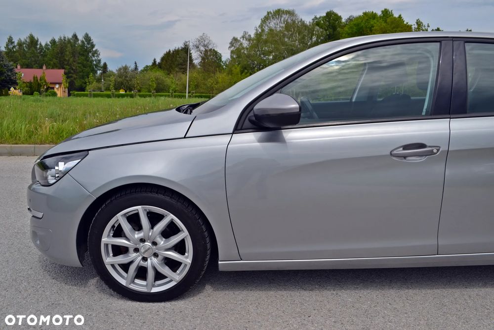 Peugeot 308 - 10