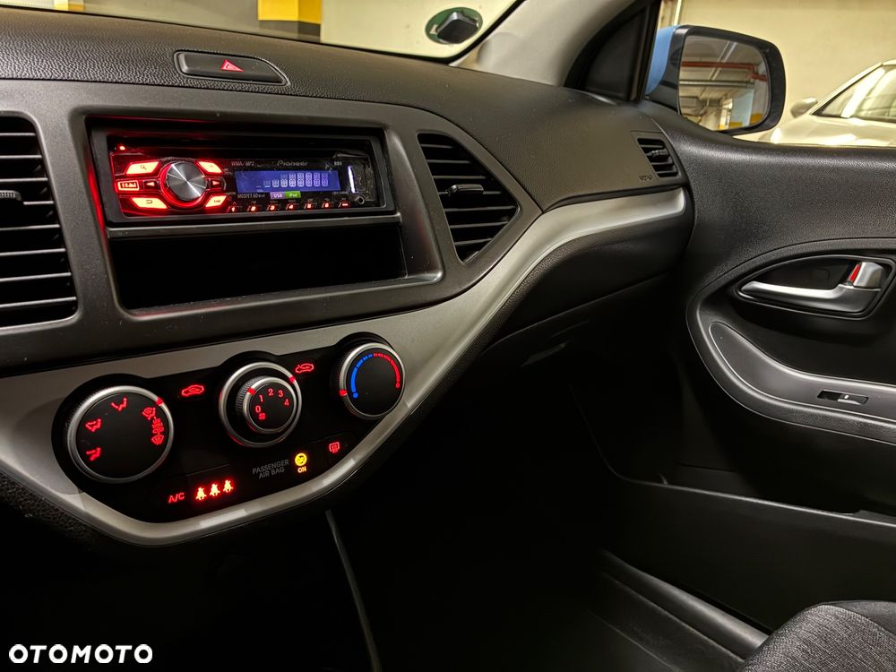 Kia Picanto 1.0 L - 34