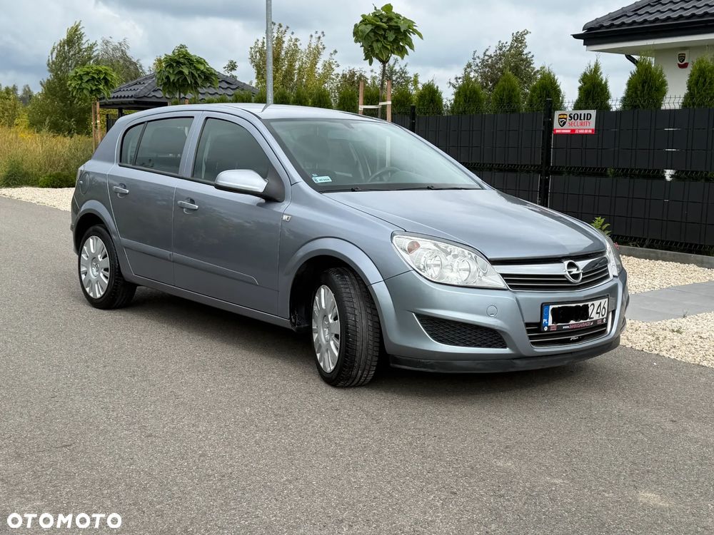 Opel Astra 1.4 Enjoy - 2