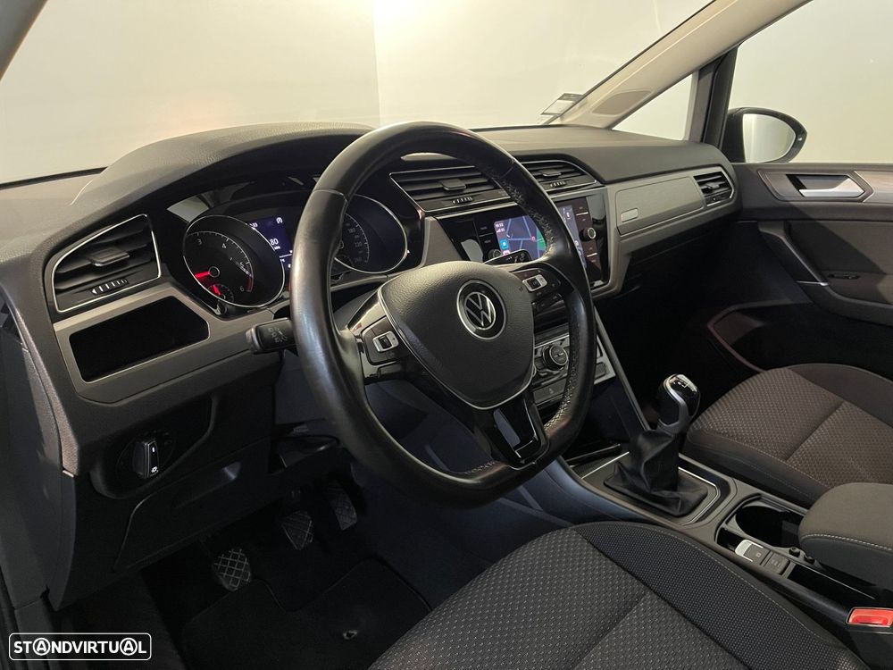 VW Touran 2.0 TDI Confortline - 12