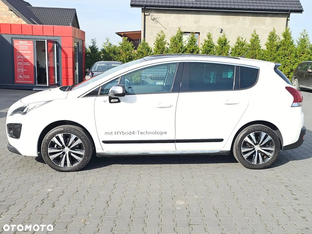 Peugeot 3008 2.0 HYbrid4 - 11