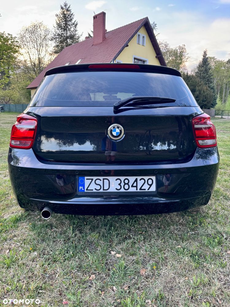 BMW Seria 1 116i - 8