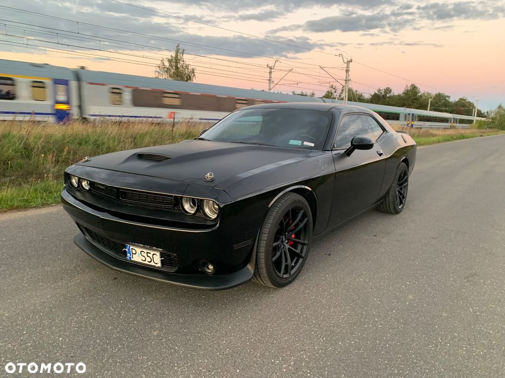 Dodge Challenger - 27