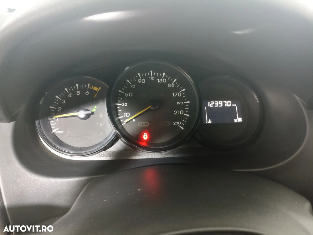 Renault Fluence 1.6 16V Expression - 7
