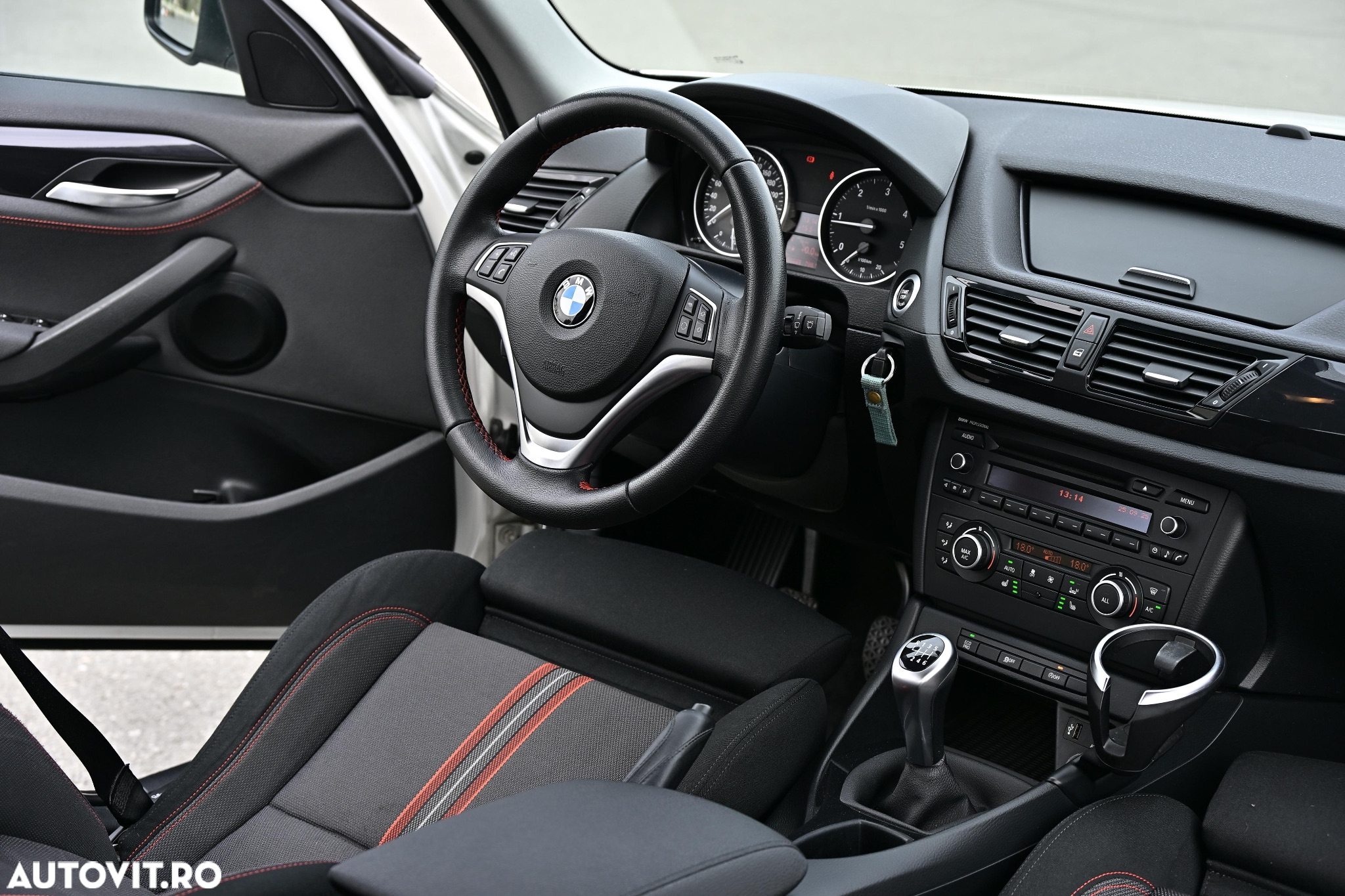 BMW X1 sDrive18d Sport Line - 10