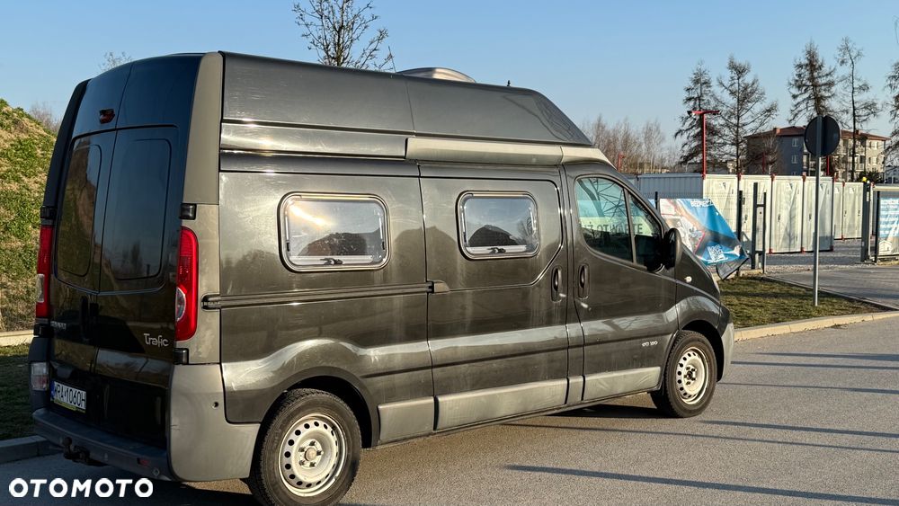 Renault Trafic - 22