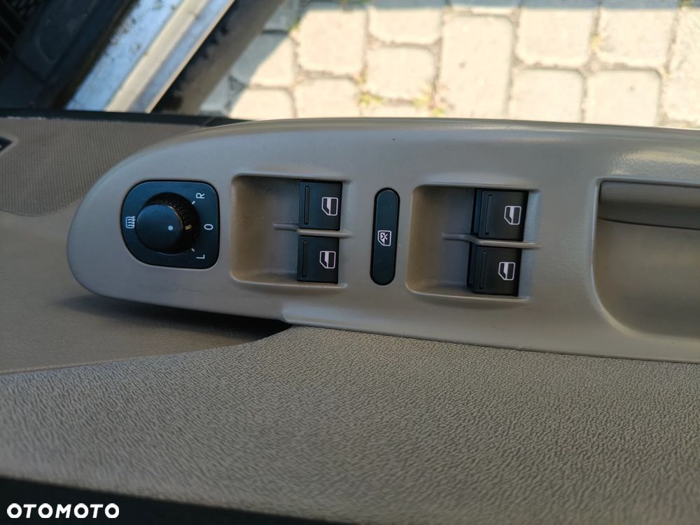 Volkswagen Passat Variant 2.0 TDI Comfortline - 9