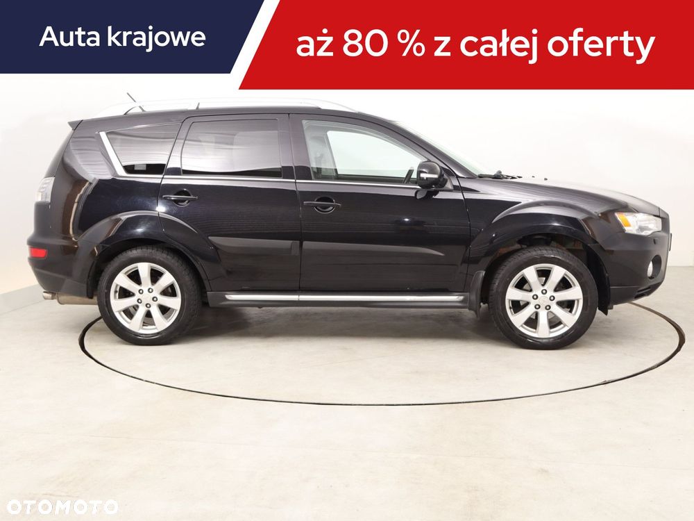 Mitsubishi Outlander - 8