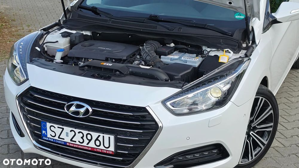 Hyundai i40 Kombi blue 1.7 CRDi DCT Premium - 37