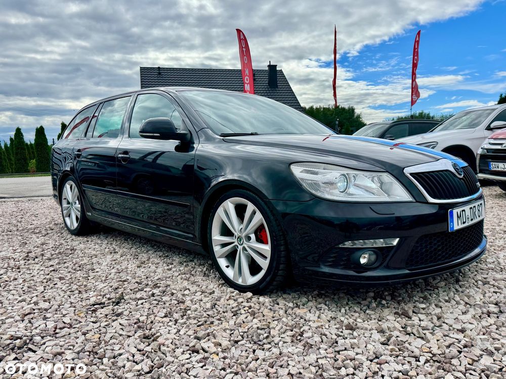 Skoda Octavia 2.0 TDI CR DPF RS - 19