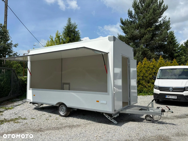 Niewiadów PH4200 4,2m X 2,1m X 2,3m Przyczepa gastronomiczna foodtruck