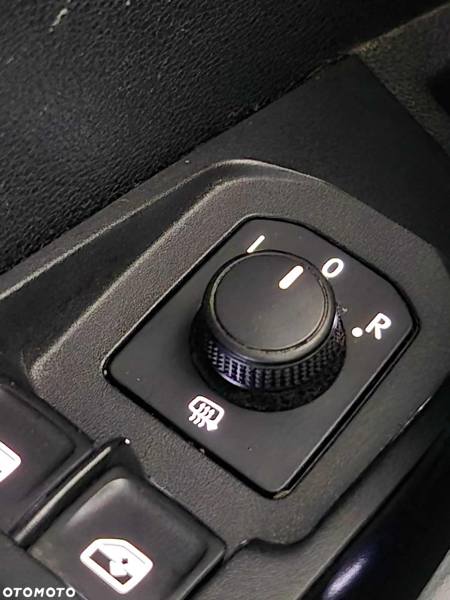 Skoda Karoq 2.0 TDI SCR 4x4 Ambition DSG - 3