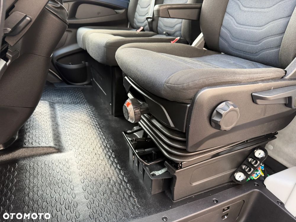 Iveco Daily 3,0 10 EP Izoterma Winda - 19