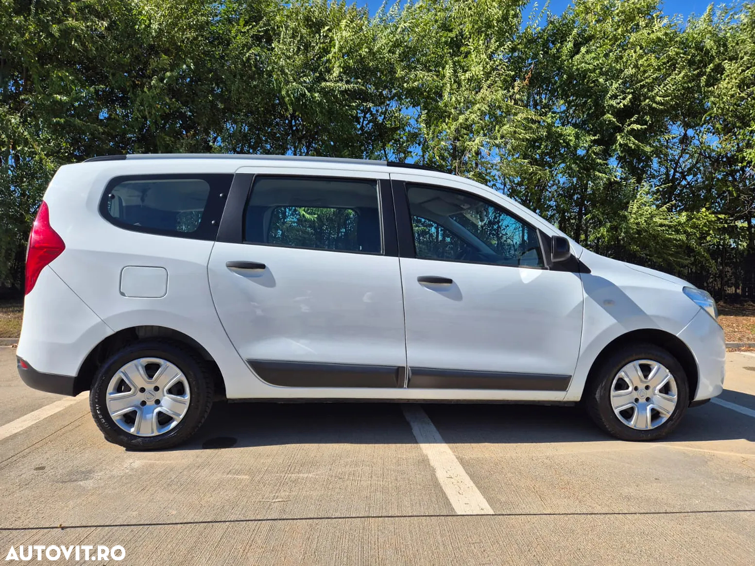 Dacia Lodgy 1.5 Blue dCi Laureate - 8