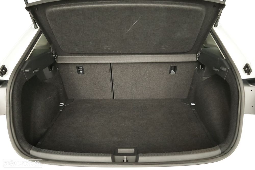 VW Taigo 1.0 TSI Urban - 21