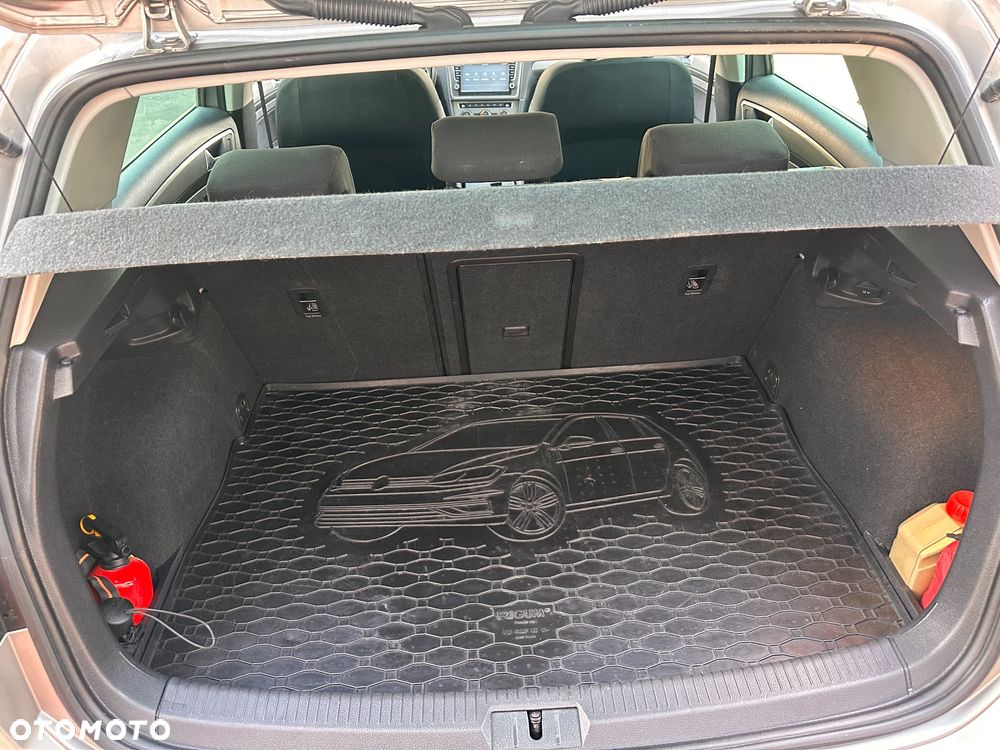 Volkswagen Golf 1.6 TDI (BlueMotion Technology) Comfortline - 17