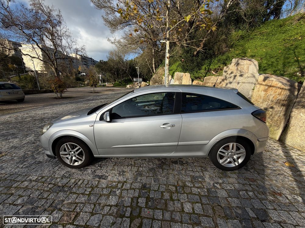 Opel Astra GTC 1.3 CDTI - 3