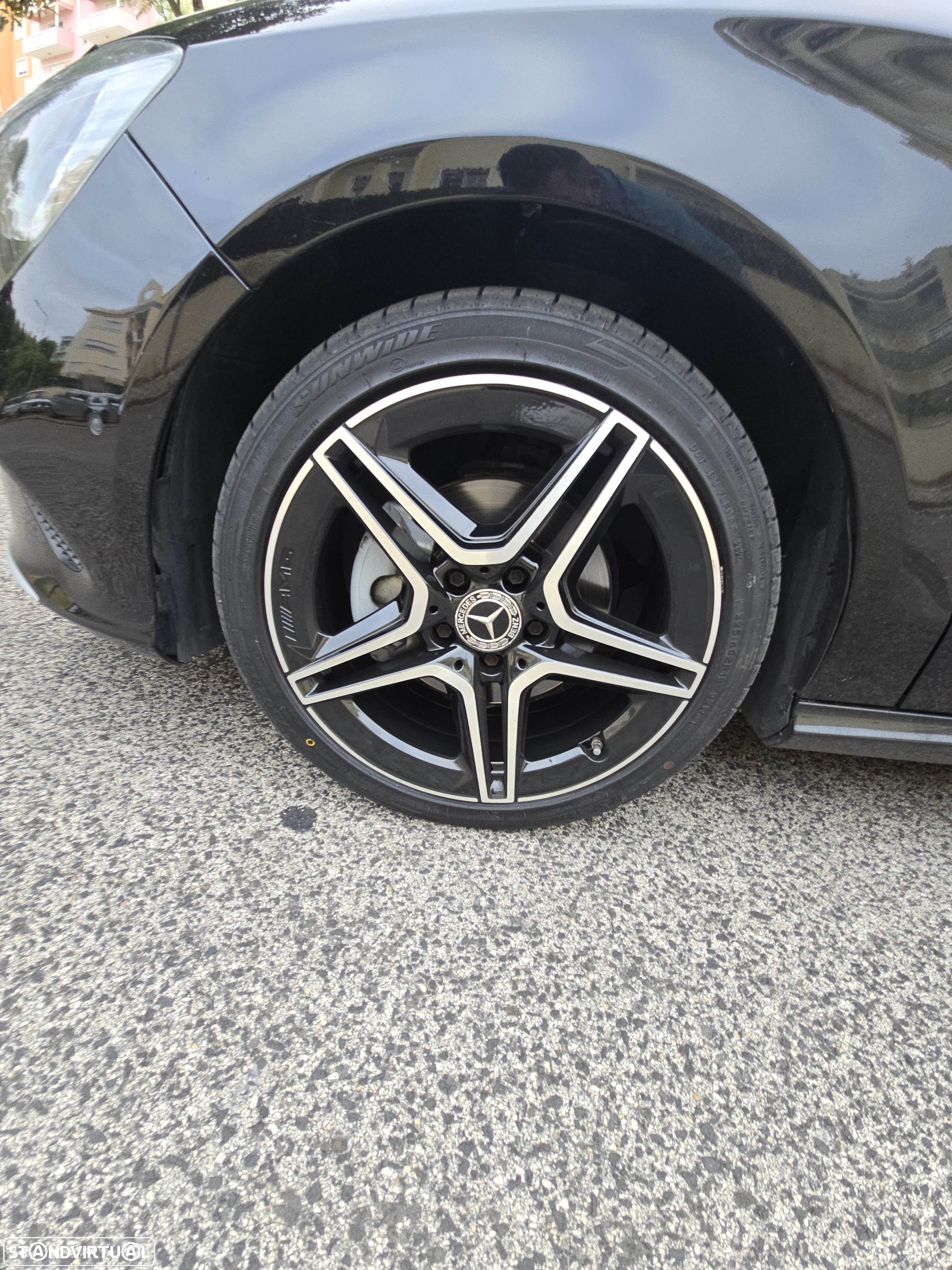 Mercedes-Benz CLA 200 d Shooting Brake Urban Aut. - 34
