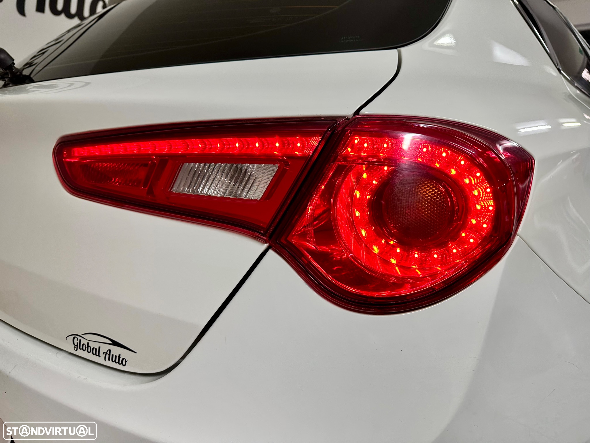 Alfa Romeo Giulietta 2.0 JTDm Progression - 28
