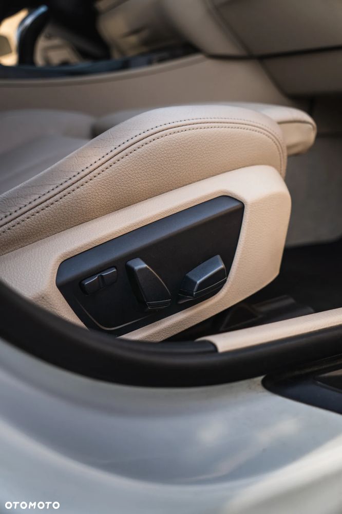 BMW Seria 1 125d - 26