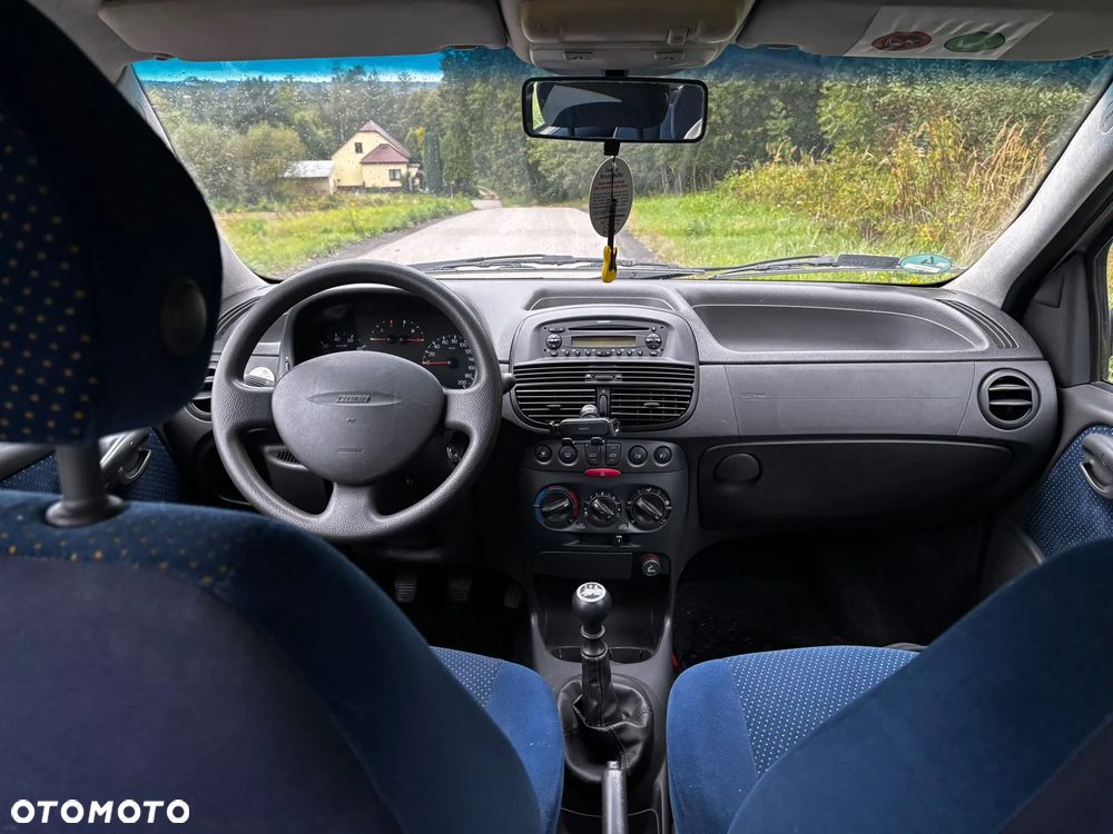 Fiat Punto 1.2 16V Dynamic - 7