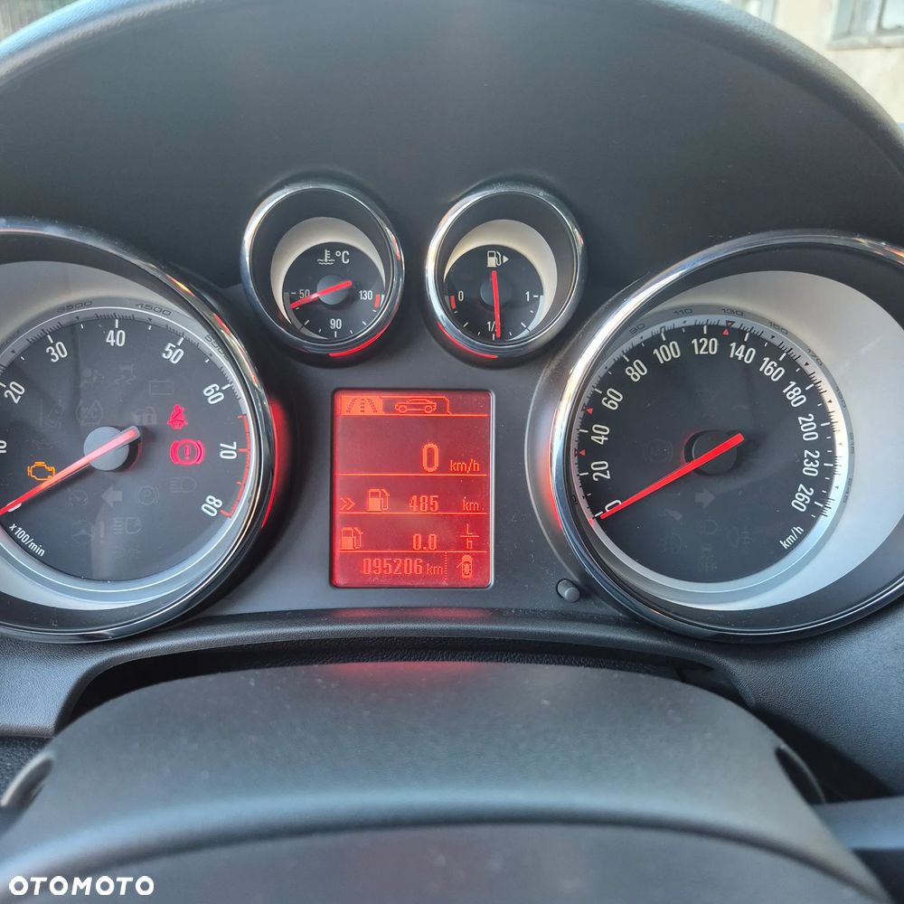 Opel Astra 1.4 T Sport - 8