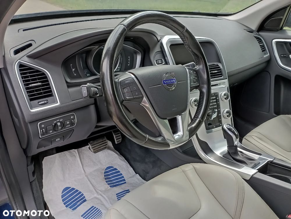Volvo XC 60 D3 Geartronic Ocean Race - 21