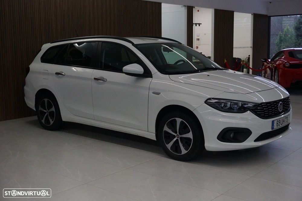 Fiat Tipo Station Wagon 1.6 M-Jet Lounge J17 - 18