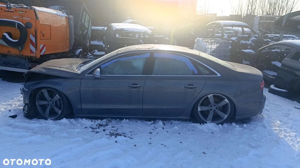 Audi S8 4.0 TFSI Quattro - 1