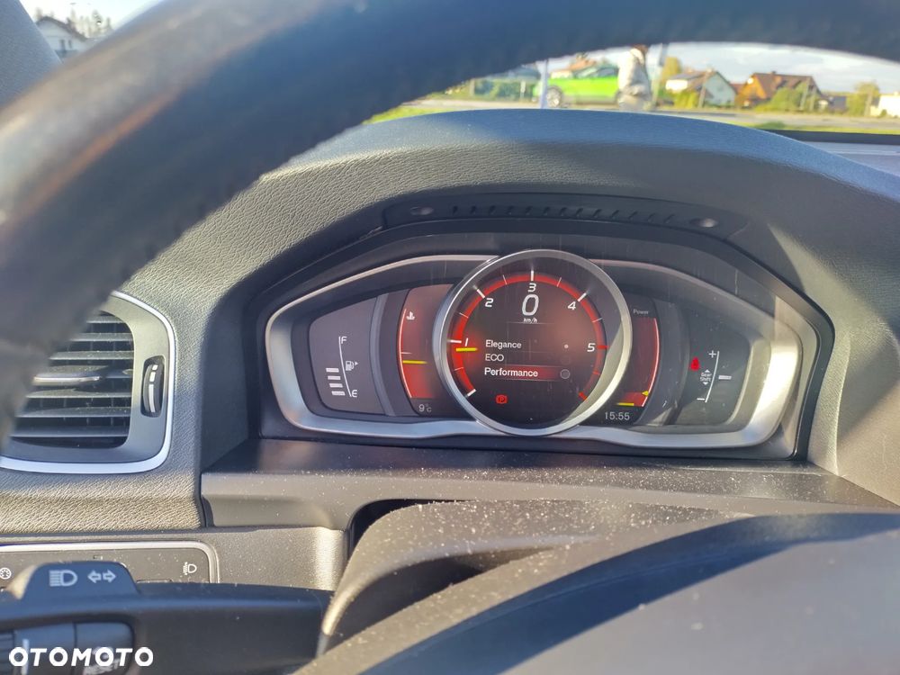 Volvo V60 D2 Drive-E Kinetic - 28