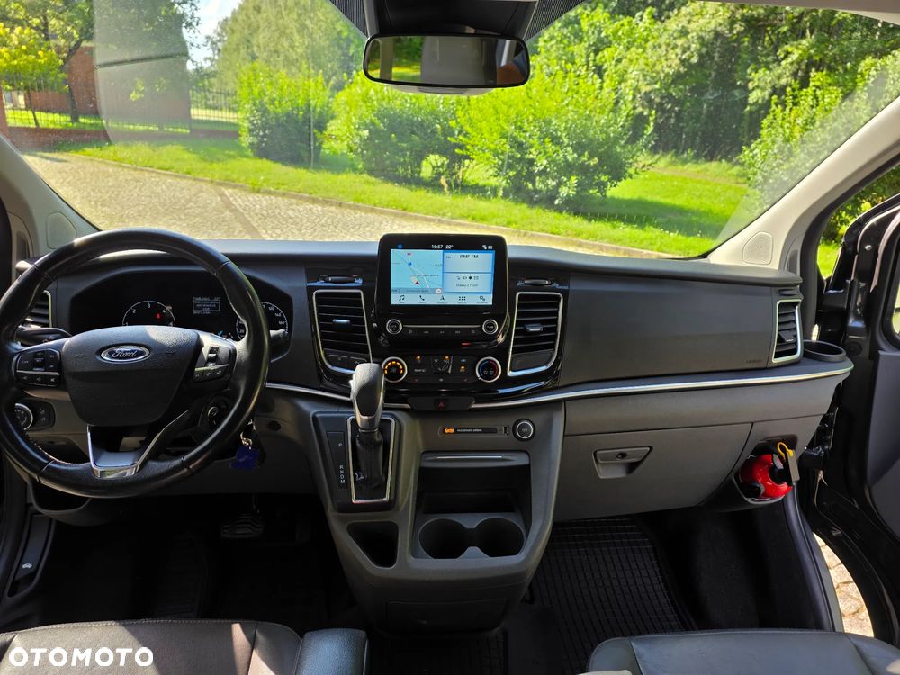 Ford Tourneo Custom - 17