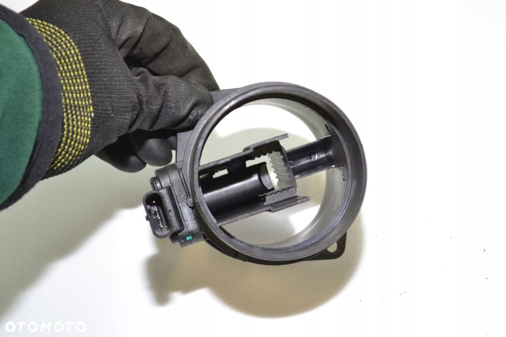 MERCEDES W212 2.2 CDI PRZEPLYWOMIERZ POWIETRZA 8ET35809532 - 3