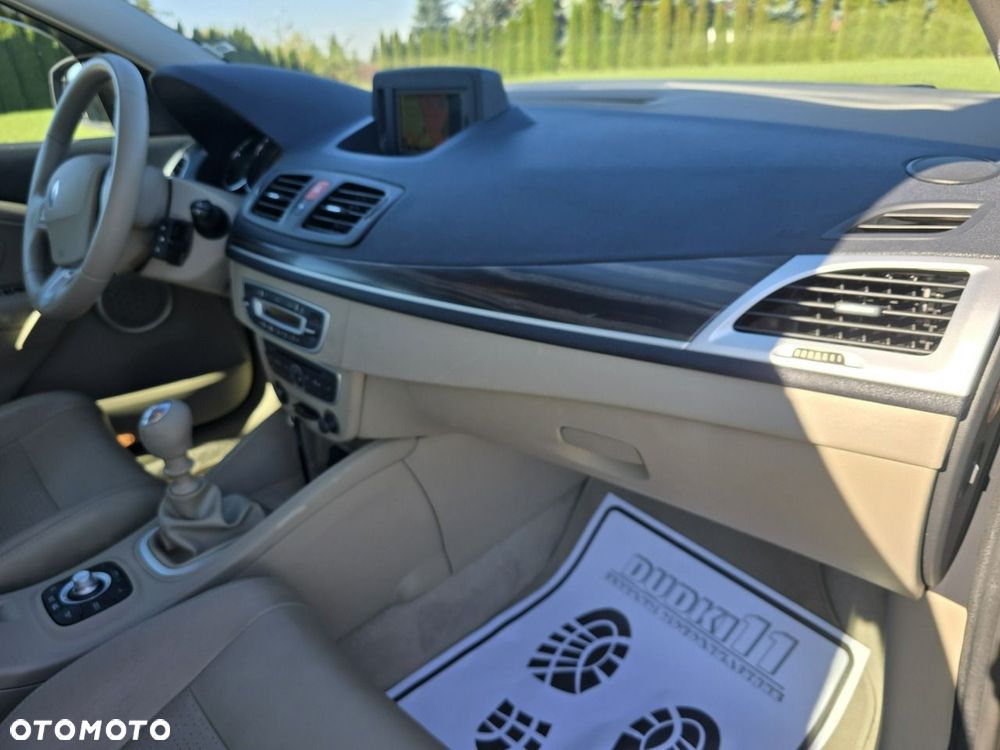 Renault Megane - 23