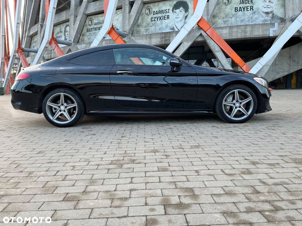 Mercedes-Benz Klasa C 300 Coupe 7G-TRONIC AMG Line - 18