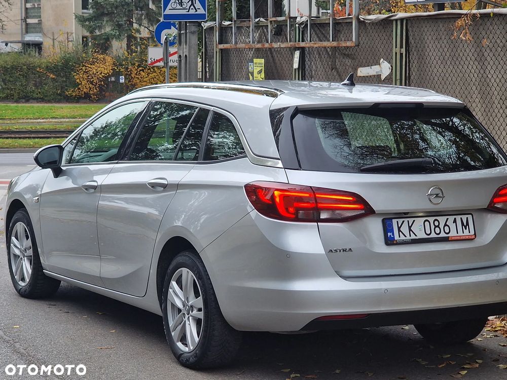 Opel Astra 1.4 Turbo Start/Stop Business - 10