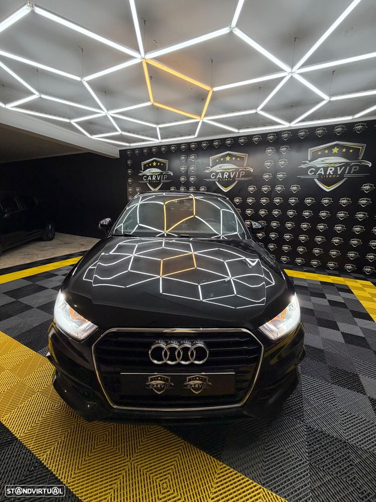 Audi A1 1.6 TDI S line Sport Pack - 1