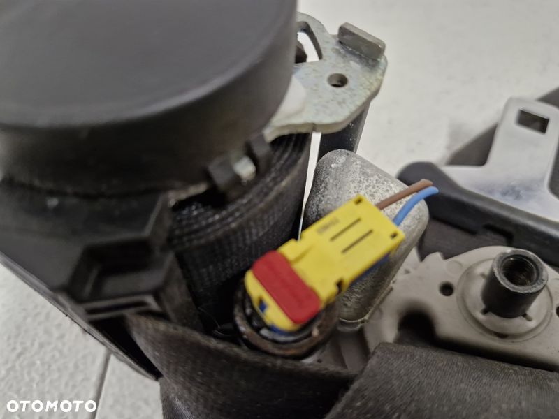 RENAULT LAGUNA III PAS BEZPIECZEŃSTWA PRAWY PRZÓD PRAWE PRZEDNIE - 10