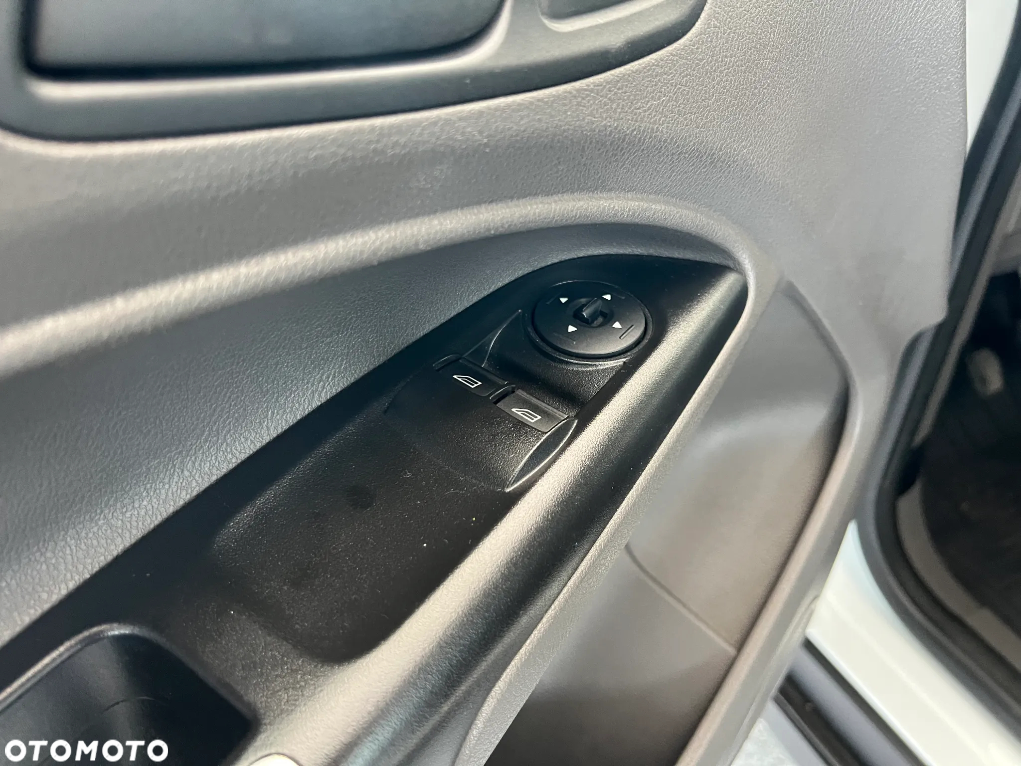 Ford Connect - 20