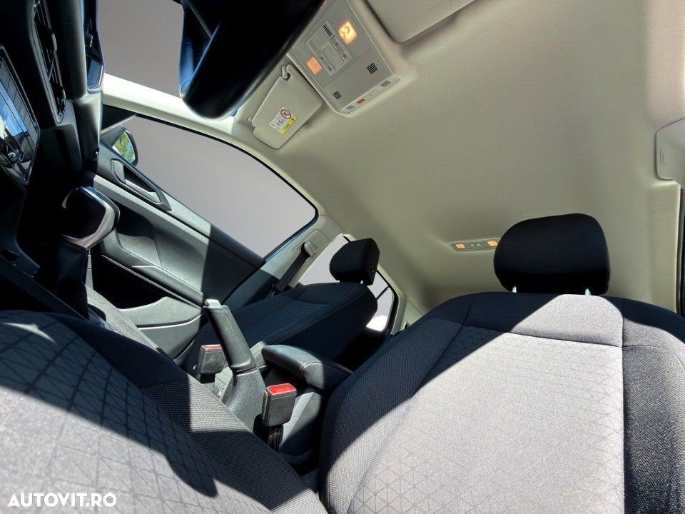 Volkswagen T-Cross - 19