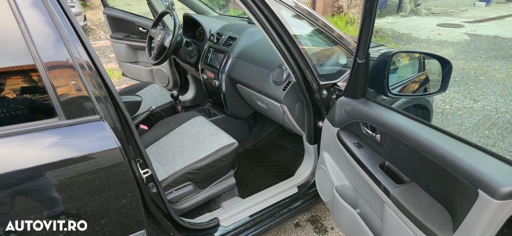 Suzuki SX4 1.6 4WD NAVI - 11