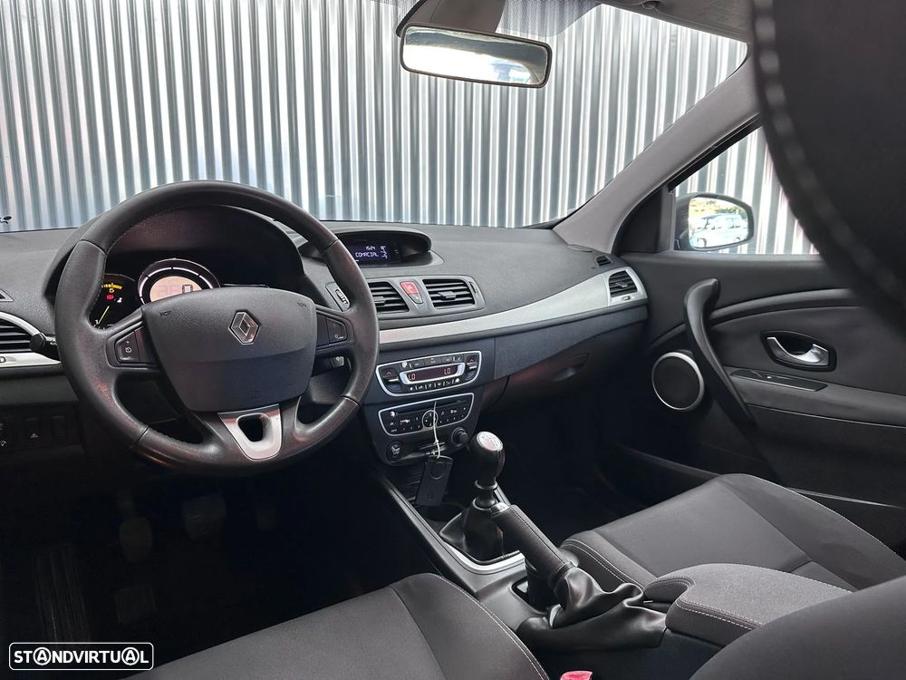 Renault Mégane Sport Tourer 1.5 dCi Dynamique S - 10