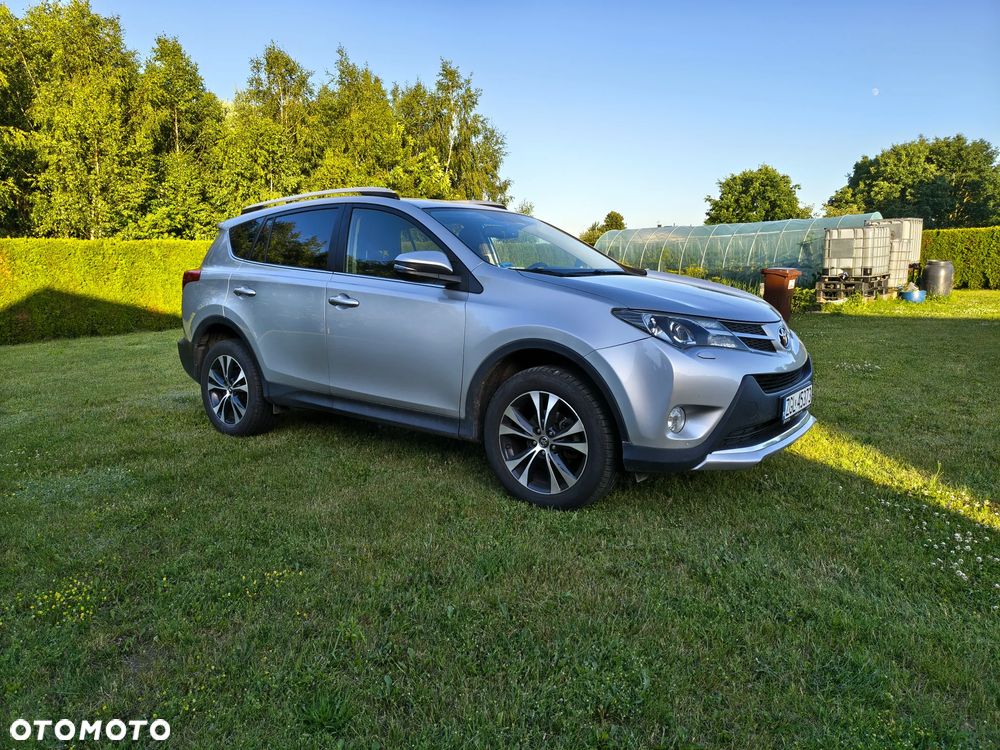 Toyota RAV4 2.0 D-4D Premium 4x2 - 2