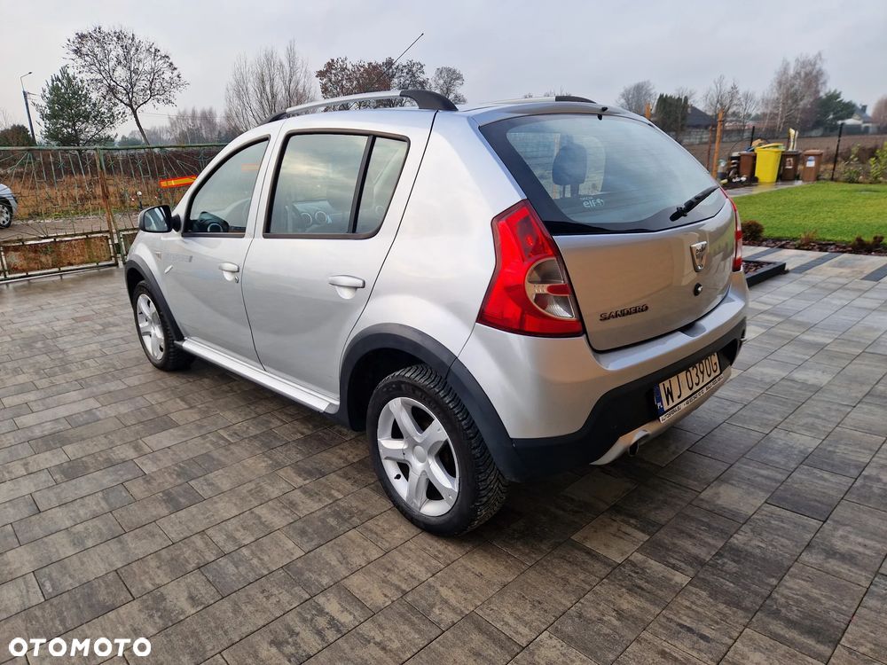Dacia Sandero 1.6 MPI Stepway - 6