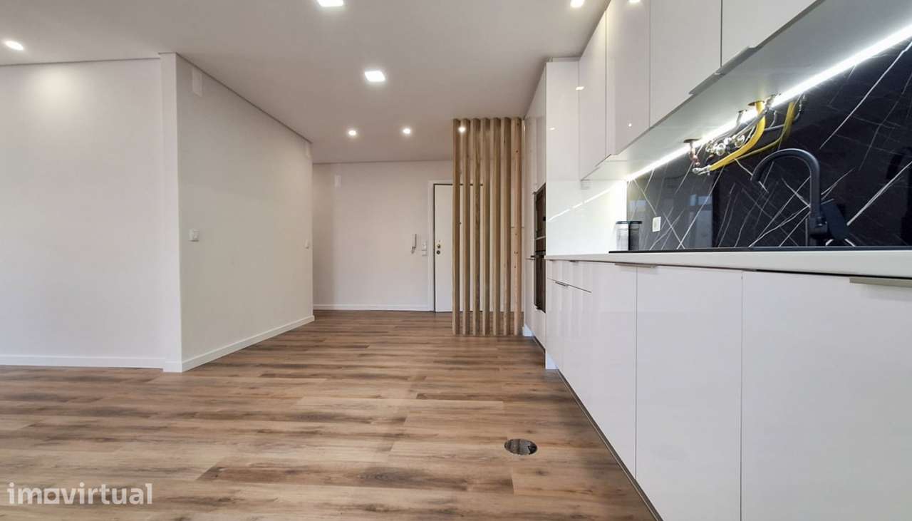 Venda de Apartamento T4 no centro da cidade da Póvoa de Varzim - Grande imagem: 5/20
