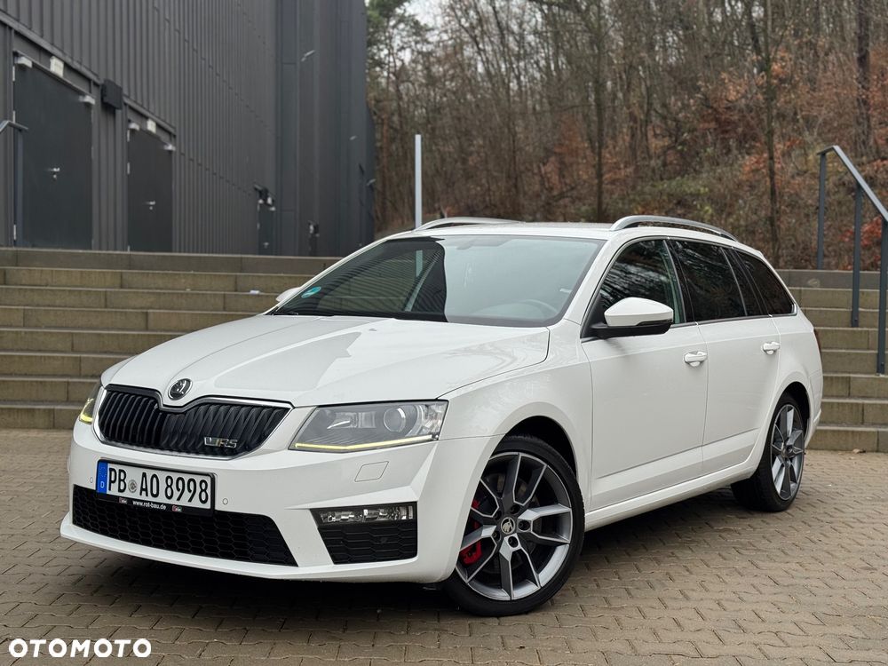 Skoda Octavia 2.0 TDI DSG RS - 3