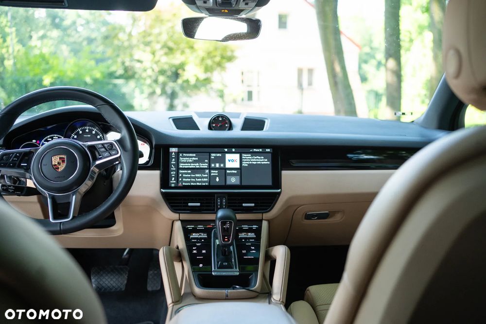 Porsche Cayenne Standard - 7