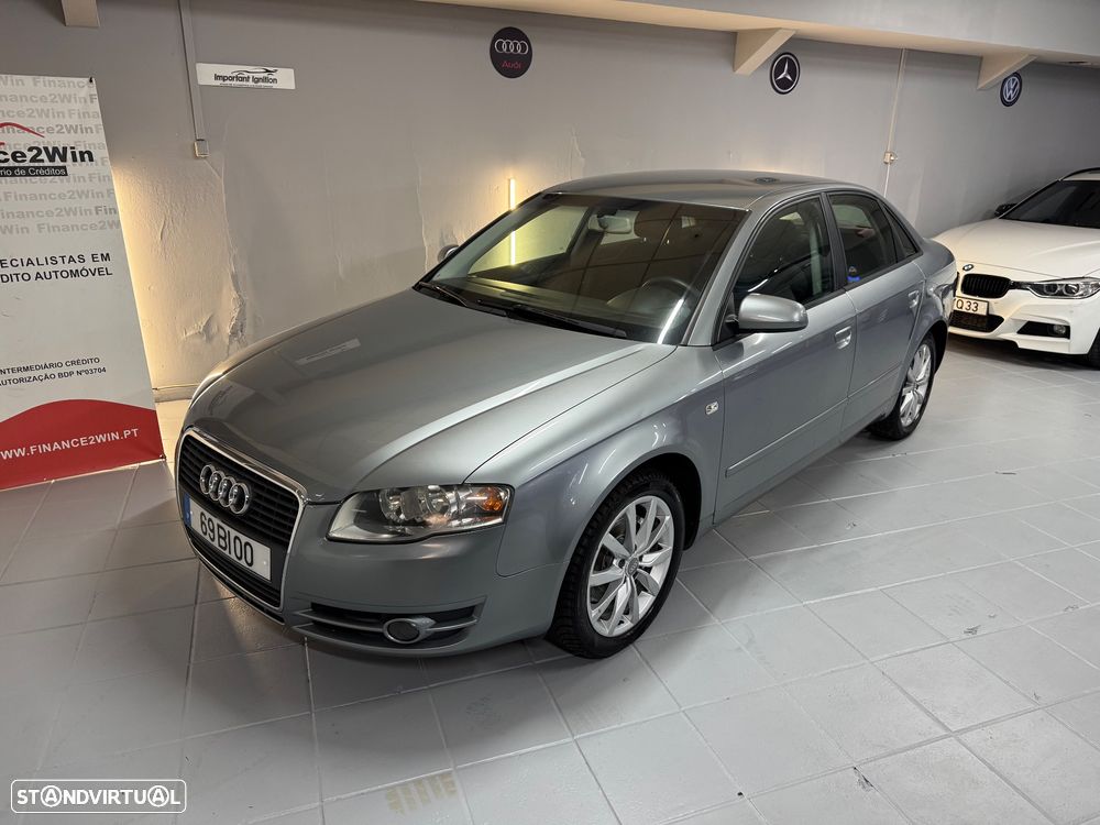 Audi A4 2.0 TDI Exclusive - 2