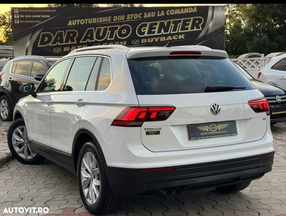 Volkswagen Tiguan - 2